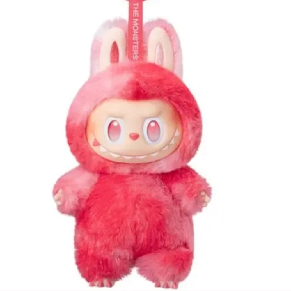 Labubu Keychain - “Love” - Authentic!! - Big Into Energy - in sealed box